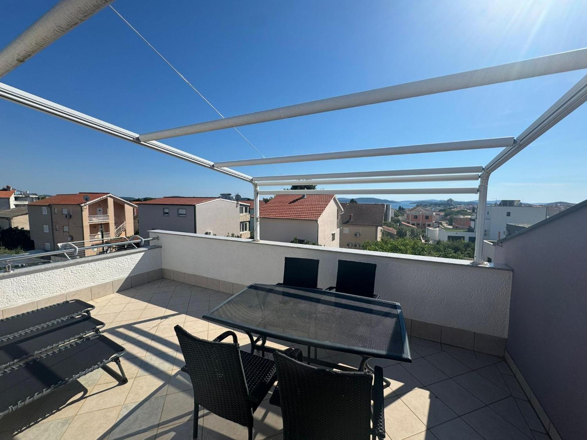 Apartments Keran - By Suites Living Vodice Bagian luar foto